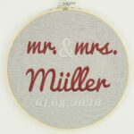 bestickter Rahmen – Hochzeit – Mr. & Mrs.